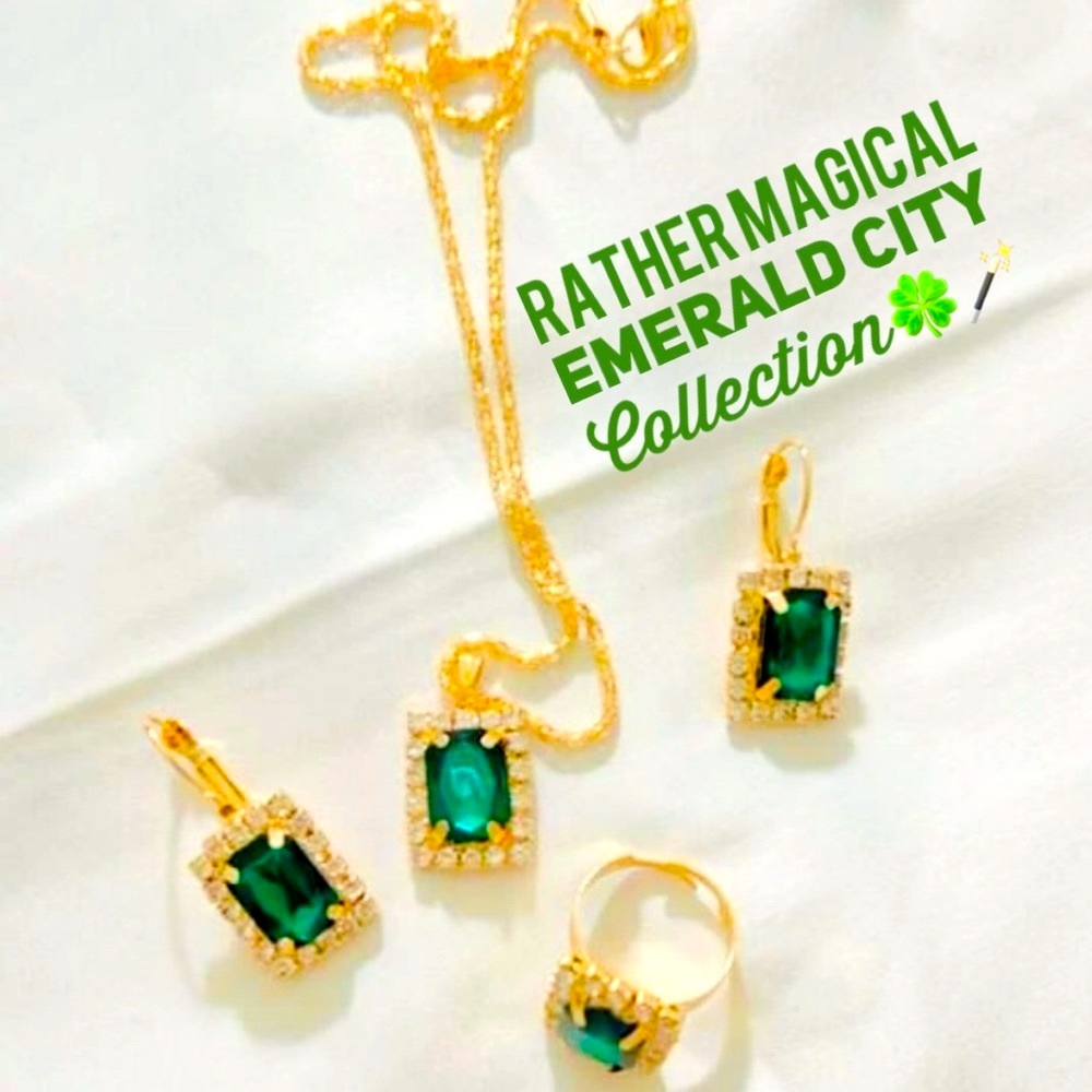 Emerald & Gold Queen's Treasures Necklace Earring & Ring Statement Jewel…